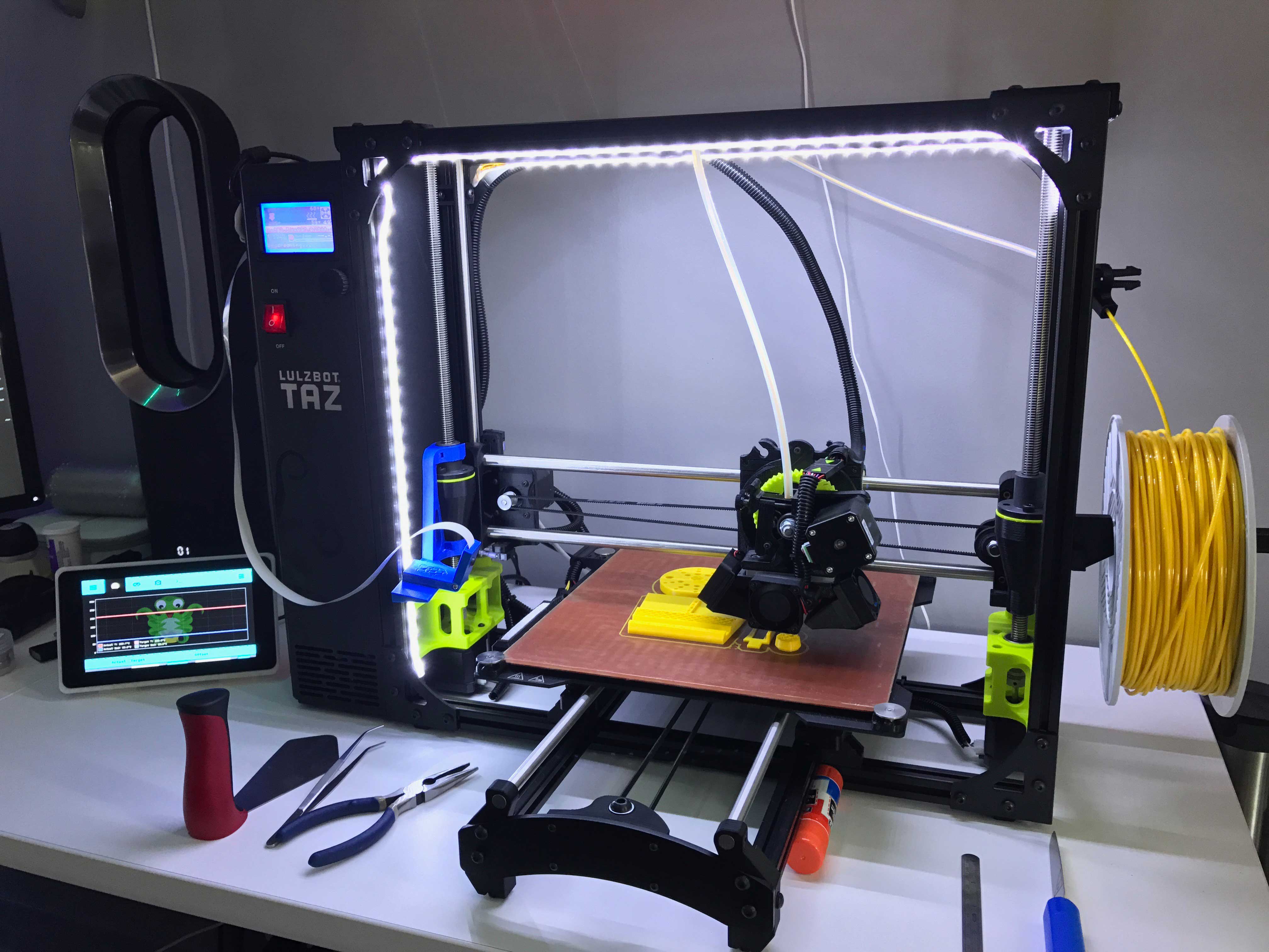 3D Printer Heated Bed Using Silicone Heater Technology